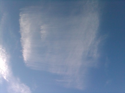 Почему над Землей стали появляться “квадратные облака”? Cloud-square